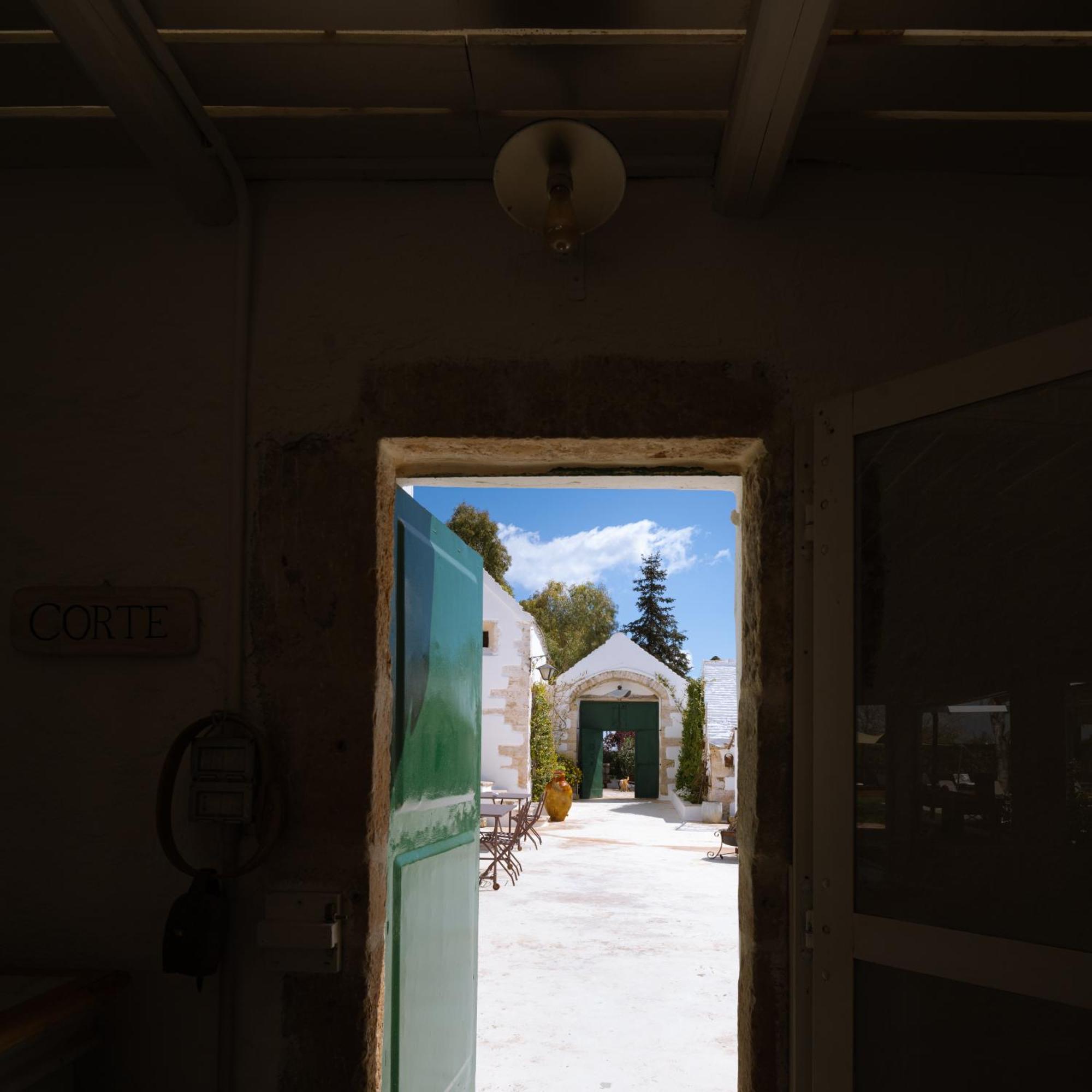 Masseria San Michele Мартина-Франка Экстерьер фото